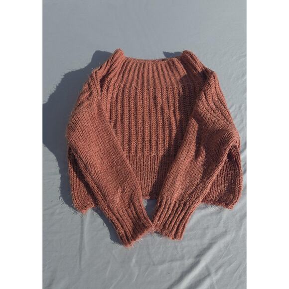 Love Tree Chunky Knit Sweater Womens Medium Dusty Rose Fuzzy Cropped Long Sleeve - Picture 2 of 8